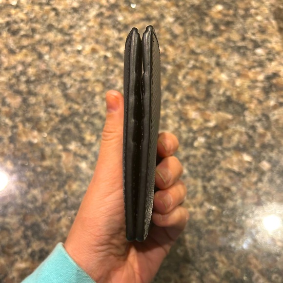 Authentic Michael Kors Men’s Harrison Billfold Wallet - Picture 12 of 14